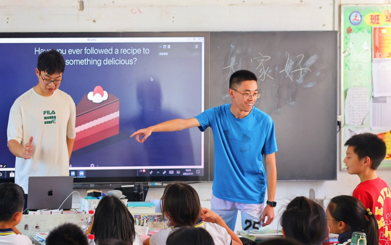 安徽泾县社会实践 | 支教进行时：心手相伴，共筑桥梁